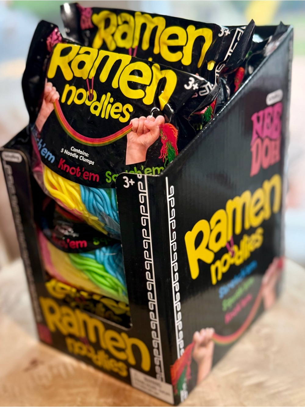 NeeDoh Ramen Noodles Display Box w/ 12 Sealed Packs Schylling Viral - Picture 4 of 10